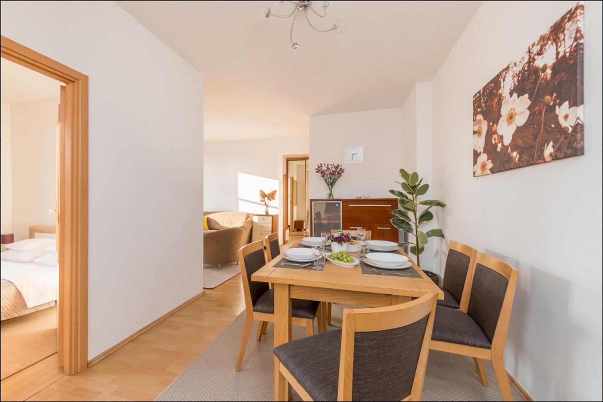 P&O Apartments Zgoda Varşova Dış mekan fotoğraf